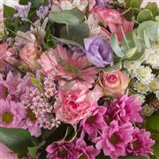 Florist&#39;s Choice Basket Pastels